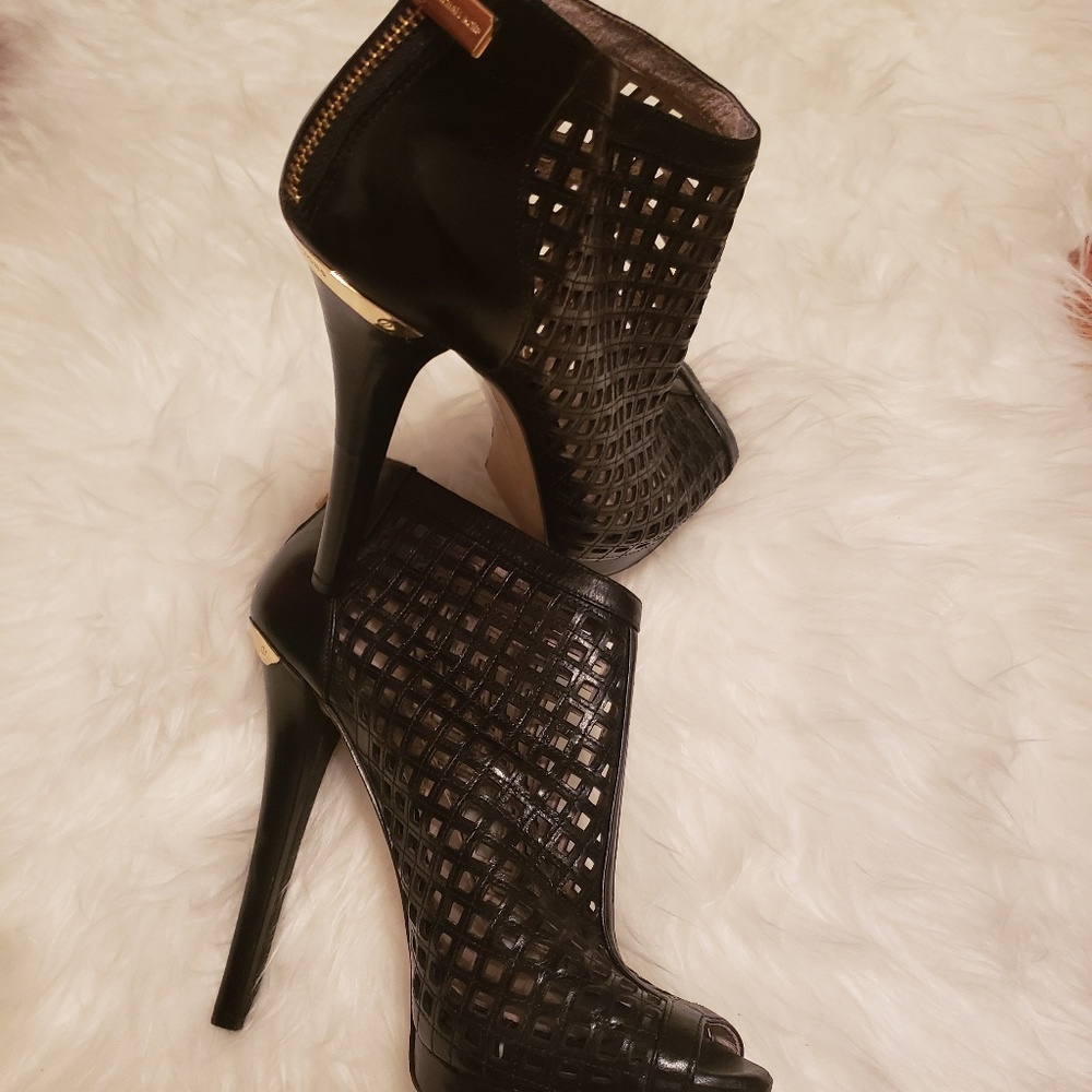 Peeptoe leather mesh booties